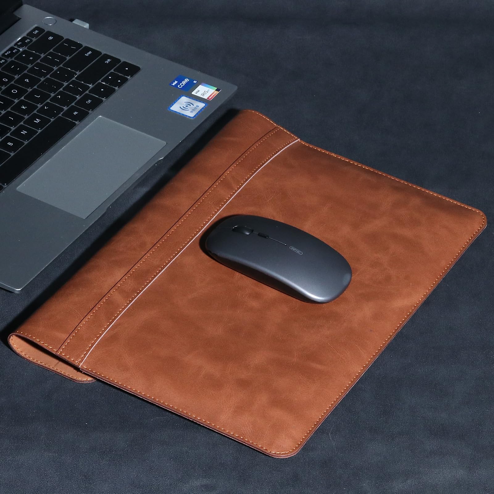 Amazon.co.jp: CPNVWAレザーラップトップスリーブ MacBook Pro 14